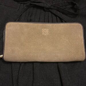 Beautiful Loewe Madrid continental zip around wallet suede authentic wallet 🤎🍨